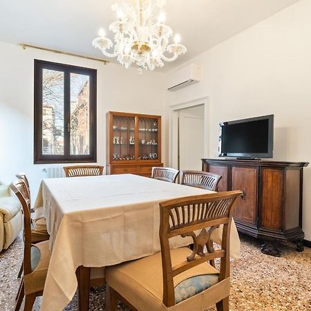 Del Remer Apartment - 5Mins From San Marco Sq Veneza Exterior foto